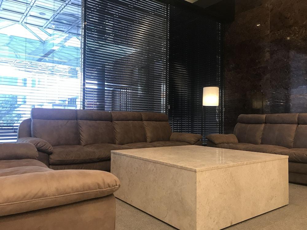 Hotel International Чханвон Екстер'єр фото